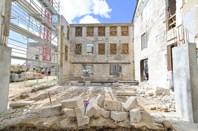 Restauration de la Maison patronale et de la Fabrique - Agrandir l'image 123 sur [131], fenêtre modale