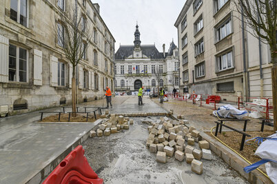 Rue de l'Hotel de Ville. - Agrandir l'image 93 sur [117], fenêtre modale