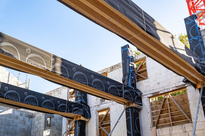 Chantier de renovation de la maison patronale - Agrandir l'image 90 sur [131], fenêtre modale